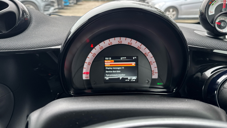 Smart EQ fortwo coupe 60kW EQ Exclusive 17kWh 2dr Auto [22kWCh] Electric Coupe